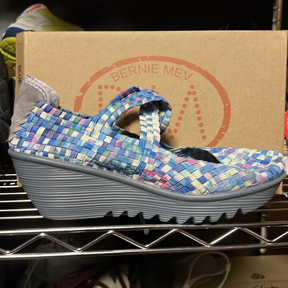 - Bernie Mev Blue & Grey Wedges NIB - Picture 4 of 5